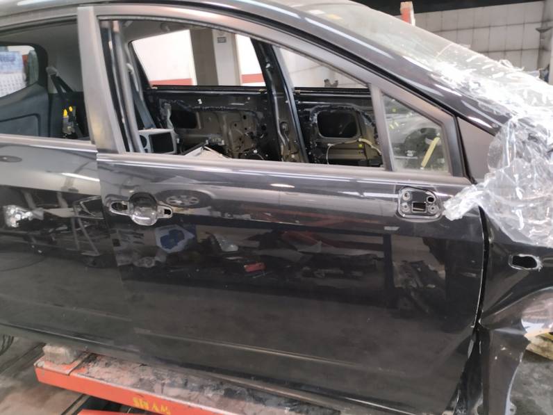 PUERTA DELANTERA DERECHA TOYOTA COROLLA VERSO 2008 1.8 16V (129 CV)