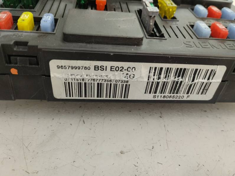 CAJA RELES FUSIBLES CITROEN XSARA PICASSO 2008 1.6 16V HDI (90 CV)