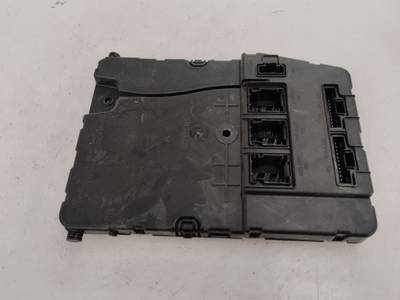 CAJA RELES FUSIBLES RENAULT SCENIC II 2005 1.9 DCI D (120 CV)