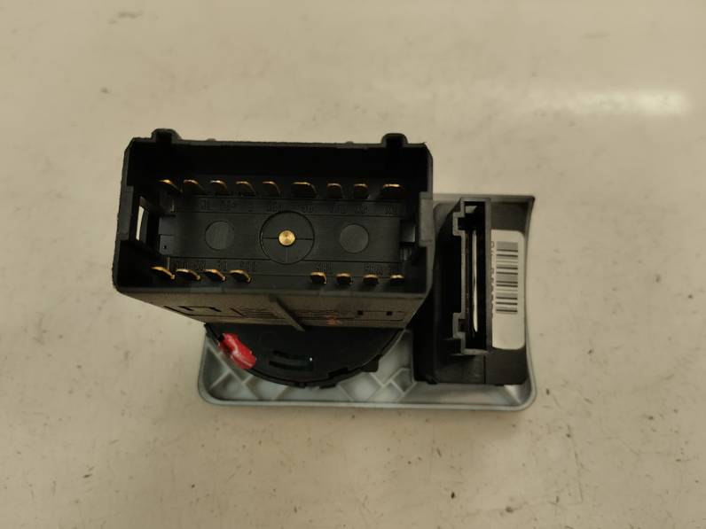 MANDO LUCES AUDI A6 BERLINA 2000 2.5 V6 24V TDI (180 CV)