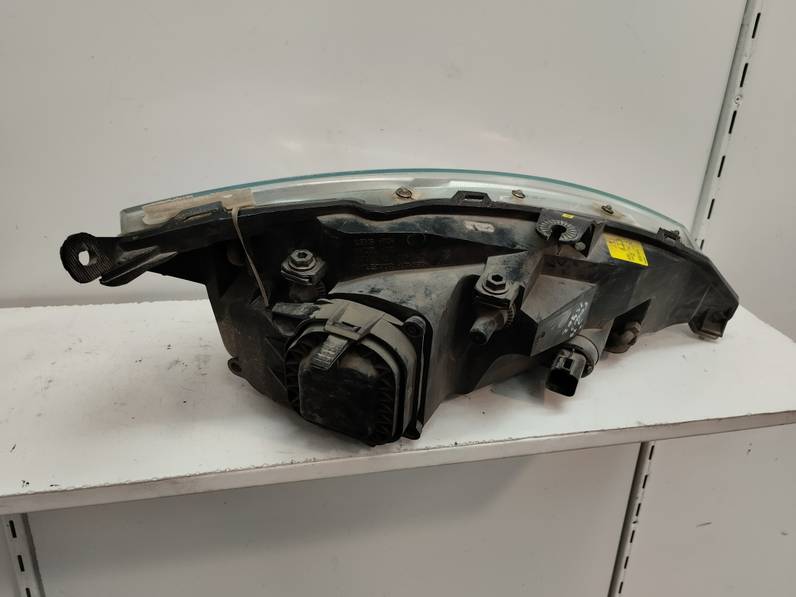 FARO IZQUIERDO FORD FOCUS BERLINA 2000 1.8 TDDI TURBODIESEL (90 CV)