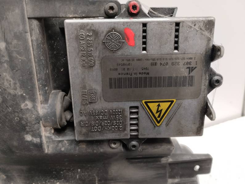 FARO DERECHO BMW SERIE 3 BERLINA 2001 3.0 24V TURBODIESEL (184 CV)