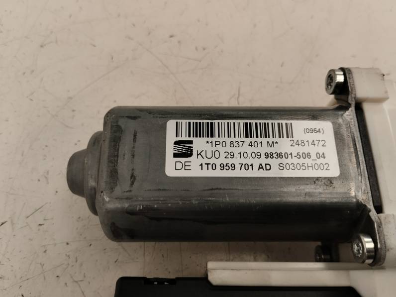 MOTOR ELEVALUNAS DELANTERO IZQUIERDO SEAT LEON 2009 1.9 TDI (90 CV)