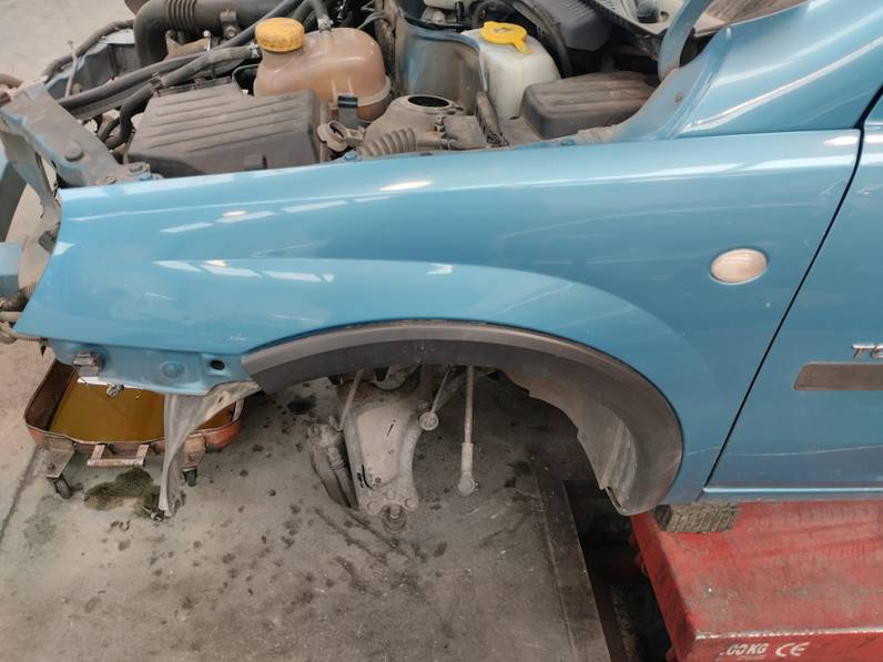 ALETA DELANTERA IZQUIERDA OPEL COMBO 2003 1.7 16V DTI (75 CV)