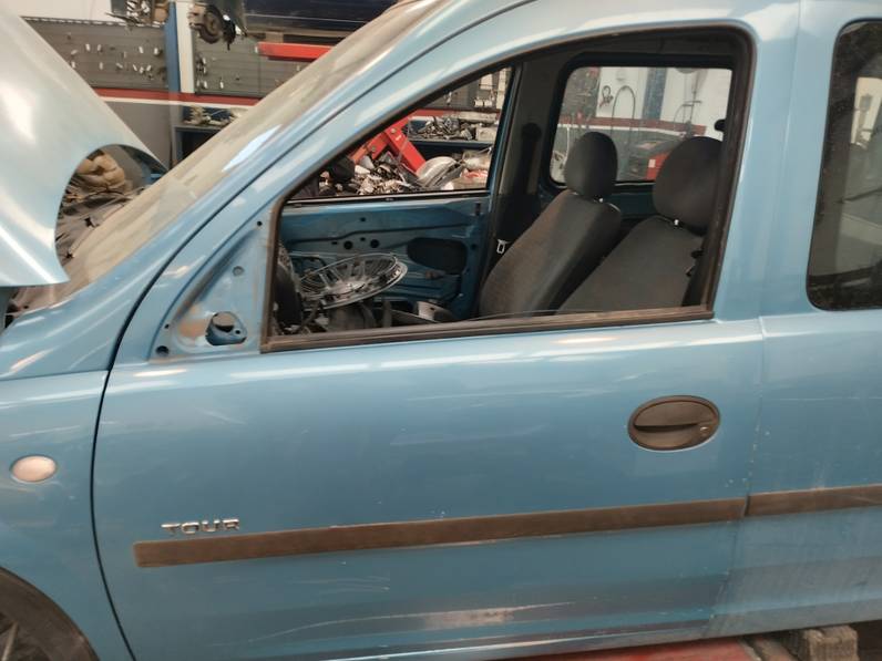 PUERTA DELANTERA IZQUIERDA OPEL COMBO 2003 1.7 16V DTI (75 CV)