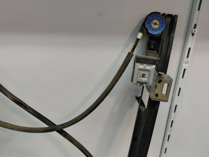 ELEVALUNAS DELANTERO IZQUIERDO SEAT ALTEA XL 2007 1.9 TDI (105 CV)