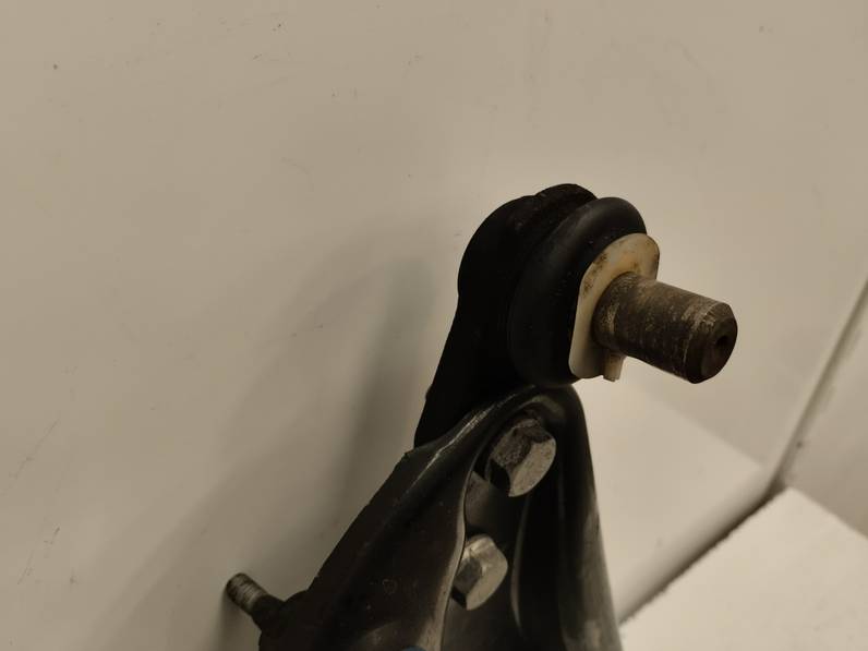 BRAZO SUSPENSION INFERIOR DELANTERO IZQUIERDO RENAULT TWINGO 2011 1.5 DCI D FAP (75 CV)