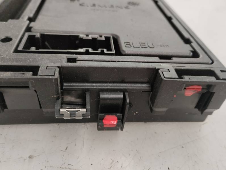 CAJA RELES FUSIBLES PEUGEOT 206 BERLINA 2000 1.4 (75 CV)