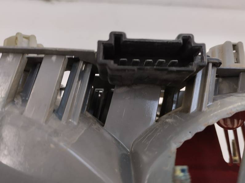 PILOTO TRASERO DERECHO MERCEDES CLASE E BERLINA 1998 2.4 V6 18V (170 CV)