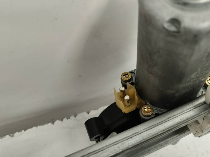 ELEVALUNAS DELANTERO DERECHO MERCEDES CLASE A 1999 1.7 CDI D (90 CV)