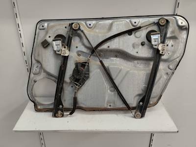 ELEVALUNAS DELANTERO IZQUIERDO VOLKSWAGEN PASSAT BERLINA 2004 1.9 TDI (131 CV)