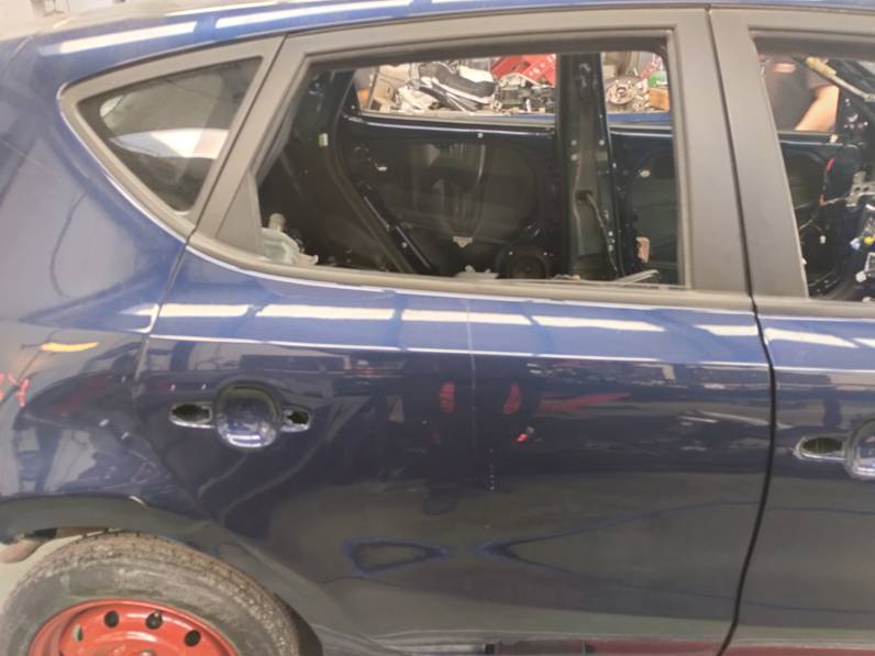 PUERTA TRASERA DERECHA HYUNDAI I30 2008 1.6 (122 CV)