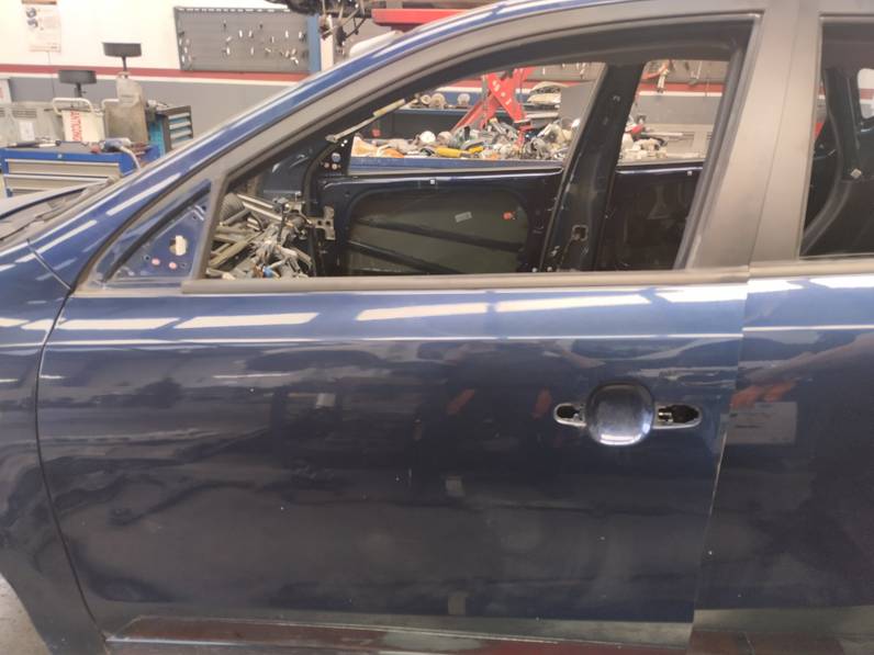 PUERTA DELANTERA IZQUIERDA HYUNDAI I30 2008 1.6 (122 CV)