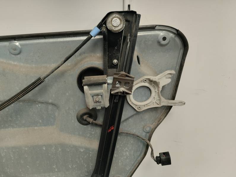 ELEVALUNAS DELANTERO IZQUIERDO SEAT IBIZA 2008 1.9 TDI (131 CV)