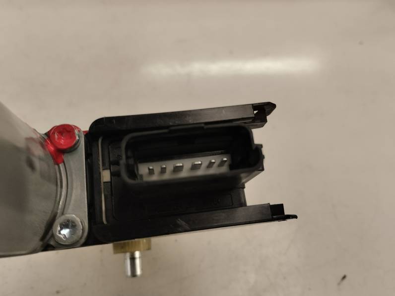 MOTOR ELEVALUNAS DELANTERO DERECHO HYUNDAI I30 2008 1.6 (122 CV)