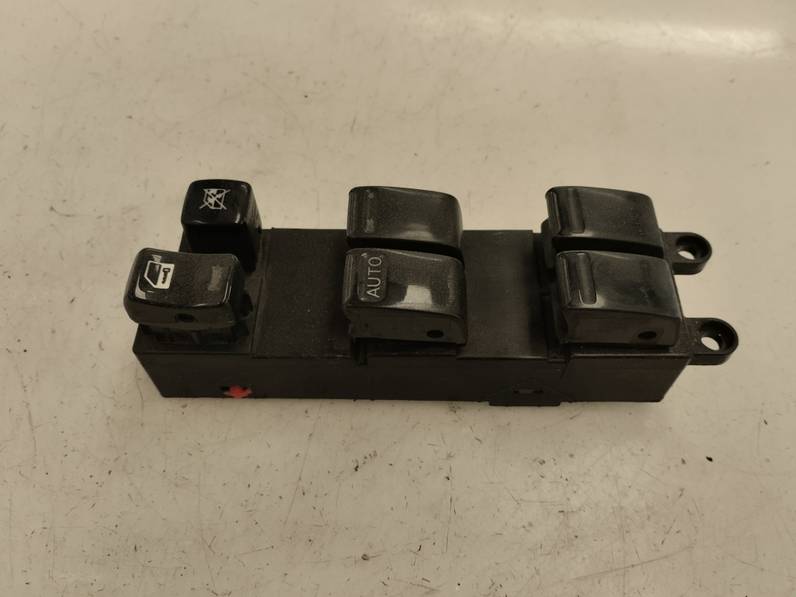 MANDO ELEVALUNAS DELANTERO IZQUIERDO NISSAN ALMERA TINO 2006 2.2 DCI D (112 CV)