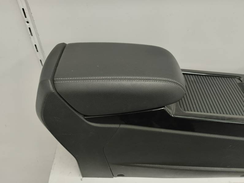 APOYABRAZOS CENTRAL FORD KUGA 2019 1.5 ECOBOOST (120 CV)