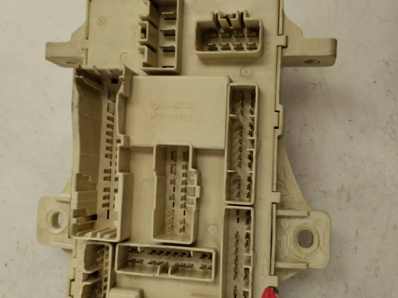 CAJA RELES FUSIBLES HYUNDAI I30 2008 1.6 (122 CV)