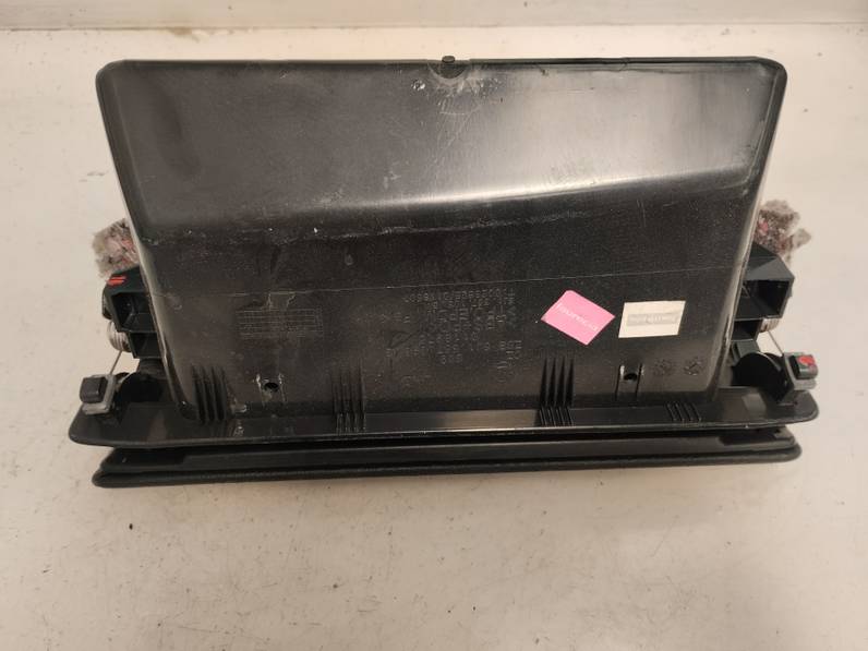 GUANTERA SKODA FABIA 2012 1.2 8V TSI (86 CV)