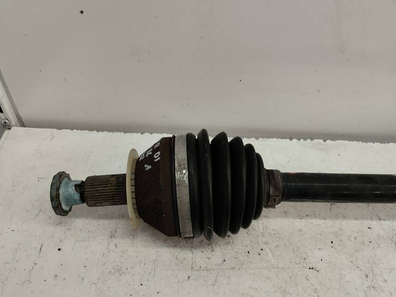 TRANSMISION DELANTERA IZQUIERDA SKODA FABIA 2012 1.2 8V TSI (86 CV)