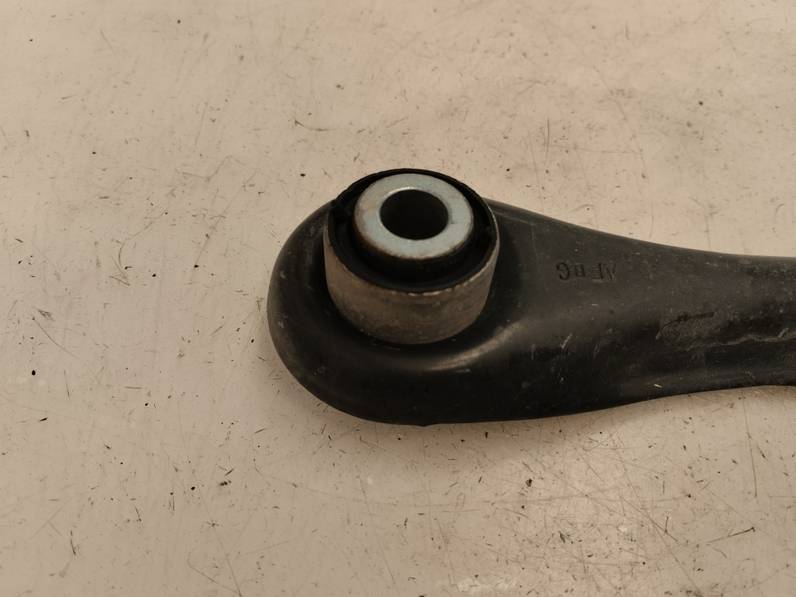 BRAZO SUSPENSION INFERIOR TRASERO DERECHO FORD KUGA 2019 1.5 ECOBOOST (120 CV)