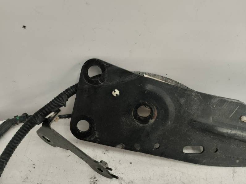 BRAZO SUSPENSION INFERIOR TRASERO DERECHO FORD KUGA 2019 1.5 ECOBOOST (120 CV)