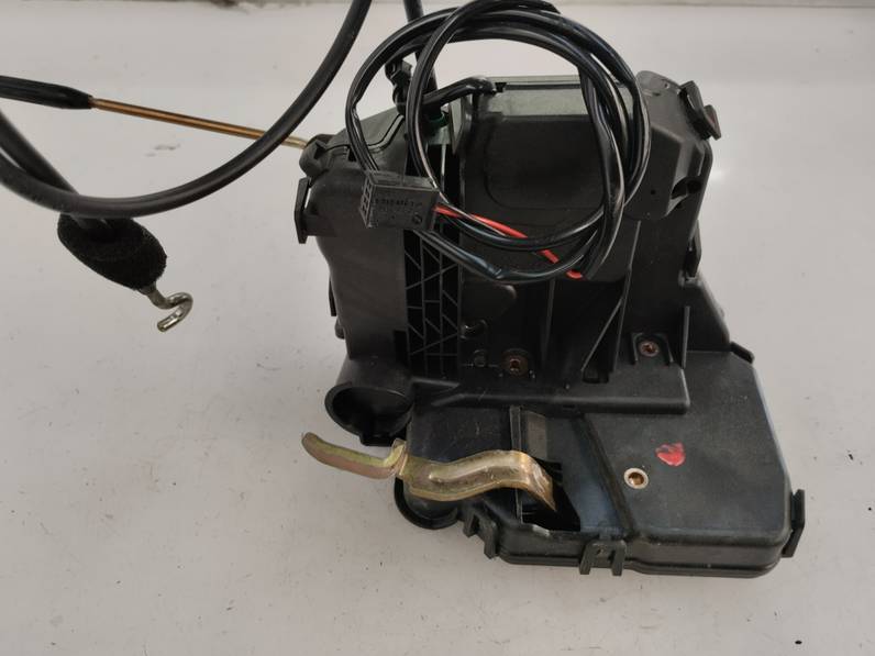 CERRADURA PUERTA DELANTERA DERECHA MERCEDES CLASE CLK COUPE 2006 1.8 (163 CV)