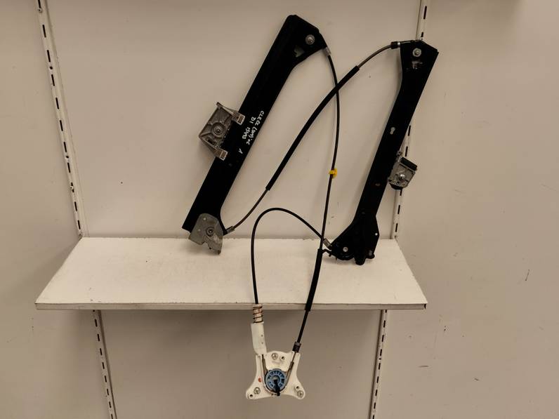 ELEVALUNAS DELANTERO IZQUIERDO MERCEDES CLASE CLK COUPE 2006 1.8 (163 CV)