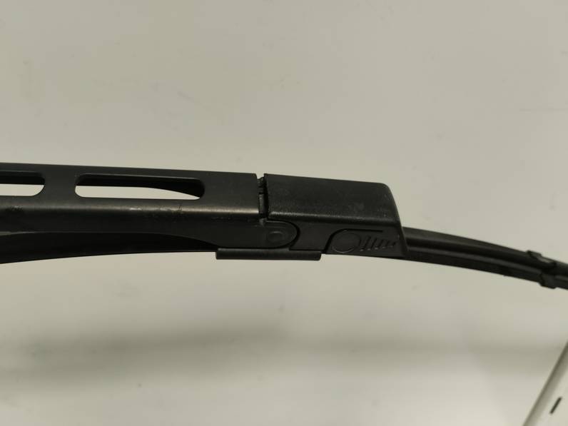 BRAZO LIMPIA DELANTERO IZQUIERDO MERCEDES CLASE CLK COUPE 2006 1.8 (163 CV)