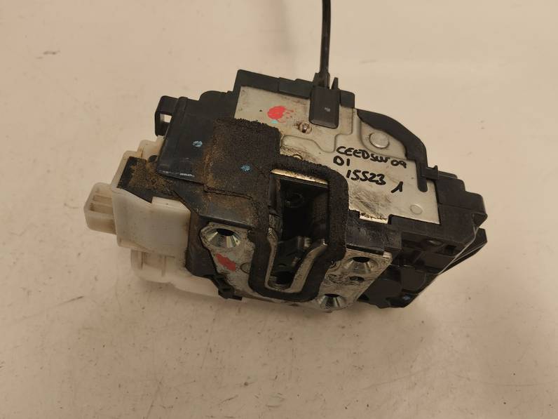 CERRADURA PUERTA DELANTERA IZQUIERDA KIA CEE D SPORTY WAGON 2009 1.6 (126 CV)