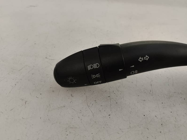 MANDO LUCES KIA CEE D SPORTY WAGON 2009 1.6 (126 CV)