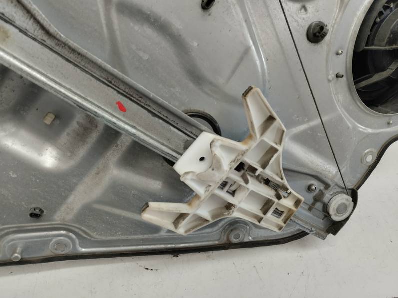 ELEVALUNAS TRASERO DERECHO KIA CEE D SPORTY WAGON 2009 1.6 (126 CV)