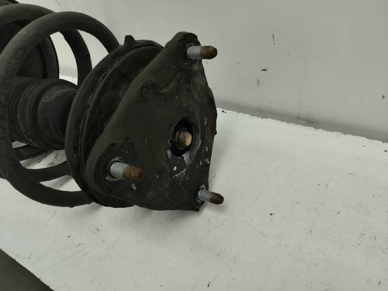 AMORTIGUADOR DELANTERO DERECHO KIA CEE D SPORTY WAGON 2009 1.6 (126 CV)