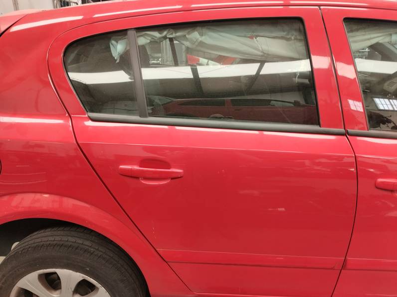 PUERTA TRASERA DERECHA OPEL ASTRA H BERLINA 2007 1.7 16V CDTI (101 CV)