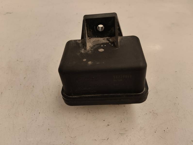 CAJA PRECALENTAMIENTO FIAT DOBLO II CARGO 2015 1.3 16V JTD (90 CV)