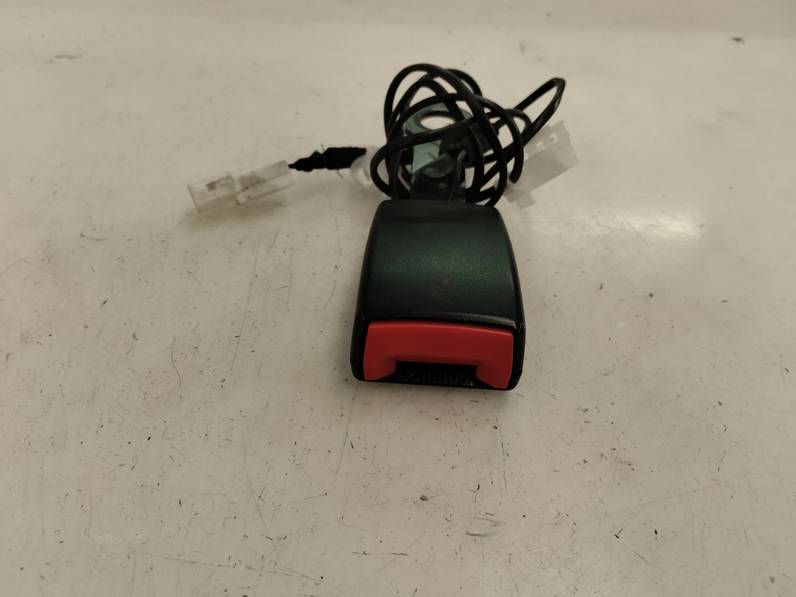 CINTURON SEGURIDAD TRASERO DERECHO TOYOTA VERSO 2011 1.6 16V (132 CV)