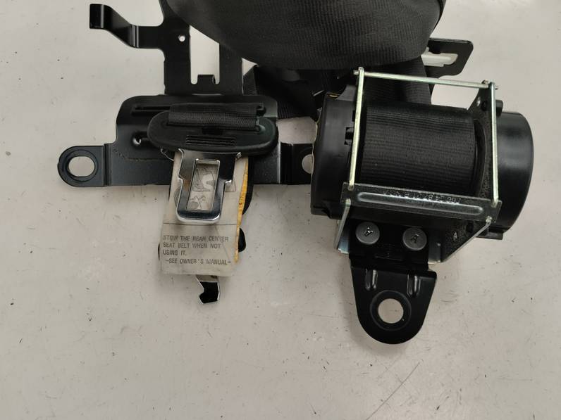 CINTURON SEGURIDAD TRASERO CENTRAL TOYOTA VERSO 2011 1.6 16V (132 CV)