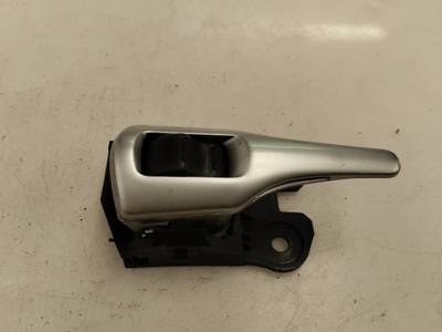 MANETA INTERIOR TRASERA IZQUIERDA TOYOTA VERSO 2011 1.6 16V (132 CV)