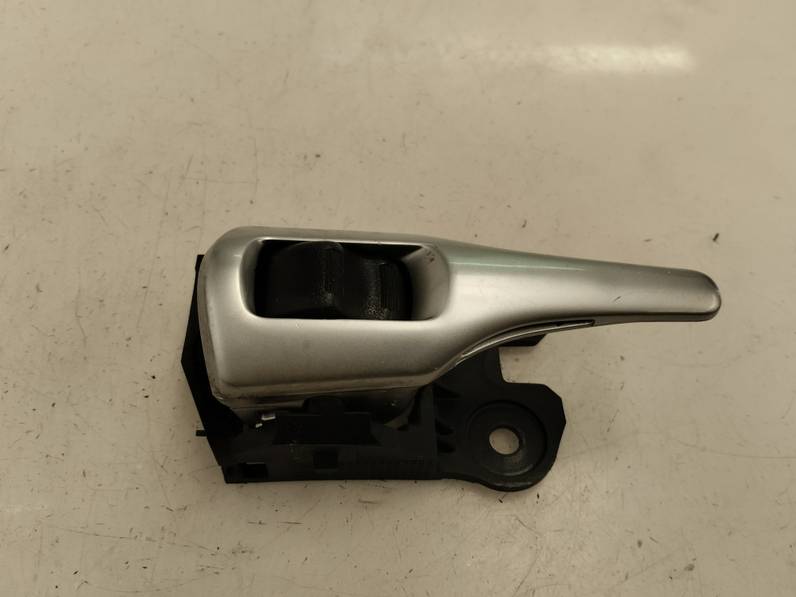 MANETA INTERIOR TRASERA IZQUIERDA TOYOTA VERSO 2011 1.6 16V (132 CV)