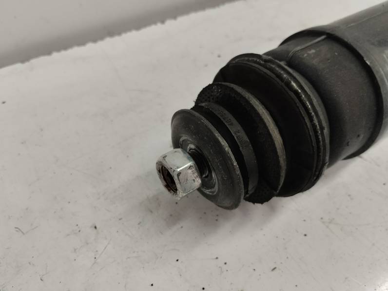 AMORTIGUADOR TRASERO DERECHO TOYOTA VERSO 2011 1.6 16V (132 CV)