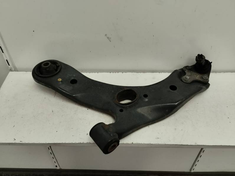 BRAZO SUSPENSION INFERIOR DELANTERO IZQUIERDO TOYOTA VERSO 2011 1.6 16V (132 CV)