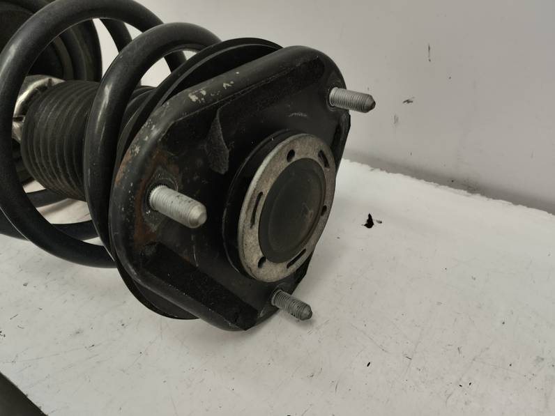 AMORTIGUADOR DELANTERO IZQUIERDO TOYOTA VERSO 2011 1.6 16V (132 CV)