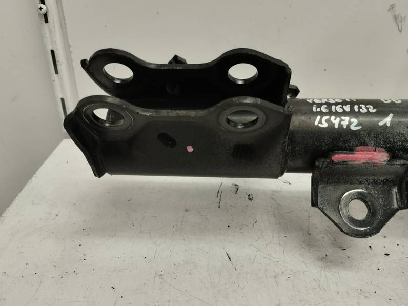 AMORTIGUADOR DELANTERO DERECHO TOYOTA VERSO 2011 1.6 16V (132 CV)