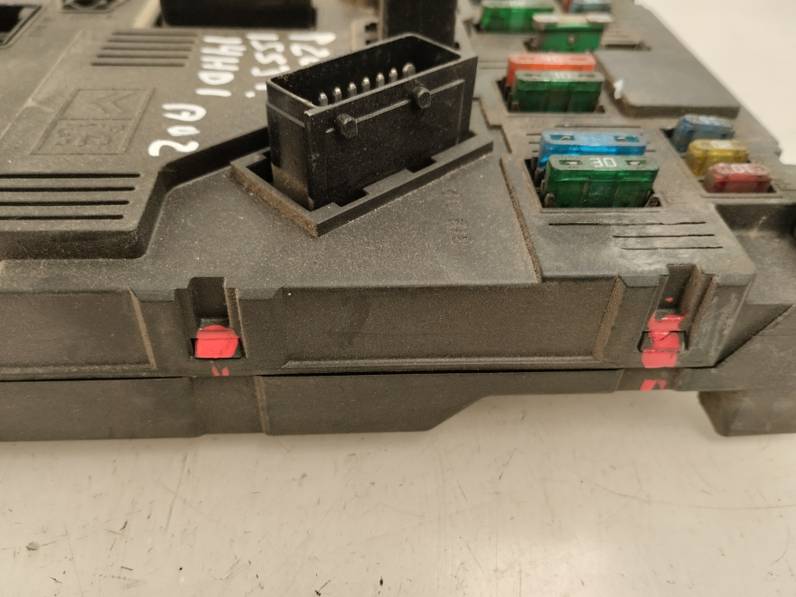 CAJA RELES FUSIBLES PEUGEOT 206 BERLINA 2002 1.4 HDI (68 CV)