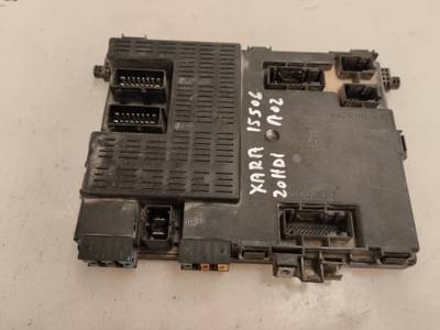 CAJA RELES FUSIBLES CITROEN XSARA BERLINA 2002 2.0 HDI (90 CV)