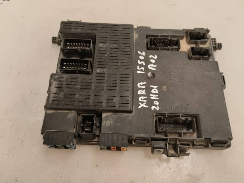 CAJA RELES FUSIBLES CITROEN XSARA BERLINA 2002 2.0 HDI (90 CV)