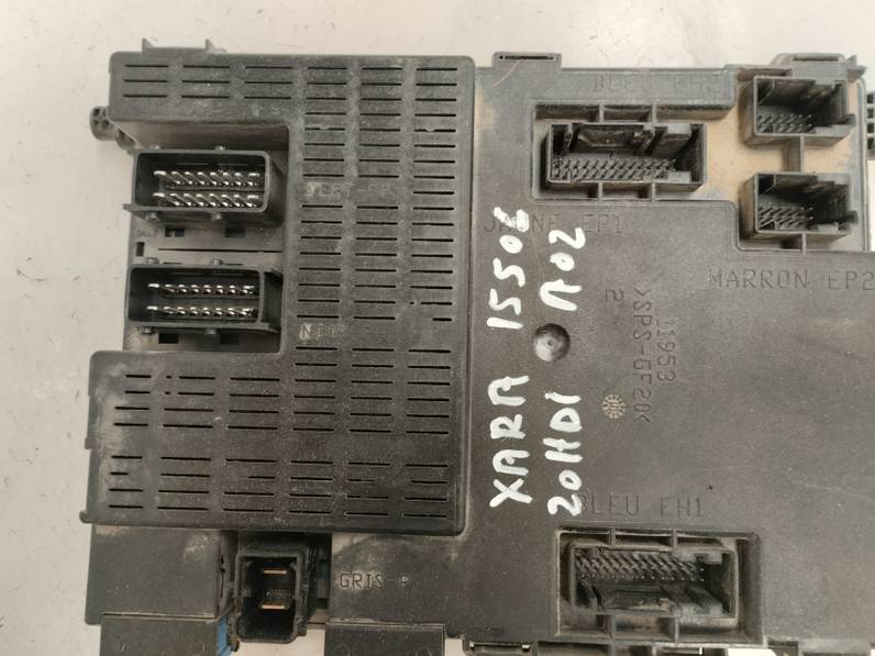 CAJA RELES FUSIBLES CITROEN XSARA BERLINA 2002 2.0 HDI (90 CV)