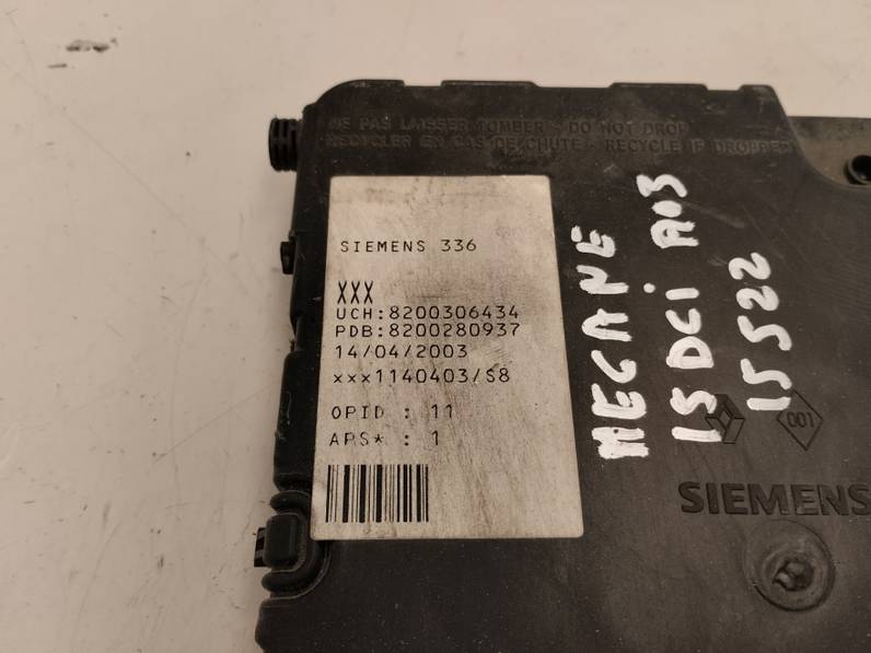 CAJA RELES FUSIBLES RENAULT MEGANE II BERLINA 3P 2003 1.5 DCI D (82 CV)