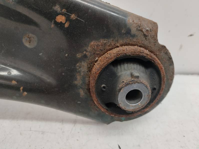 BRAZO SUSPENSION INFERIOR DELANTERO DERECHO NISSAN JUKE 2012 1.6 16V (117 CV)