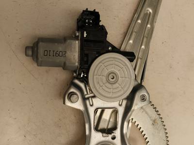 ELEVALUNAS TRASERO DERECHO NISSAN JUKE 2012 1.6 16V (117 CV)